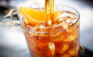 Peach-Raspberry Iced Tea
