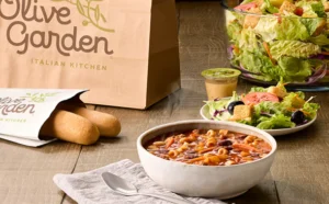 Soup, Salad & Breadsticks Lunch